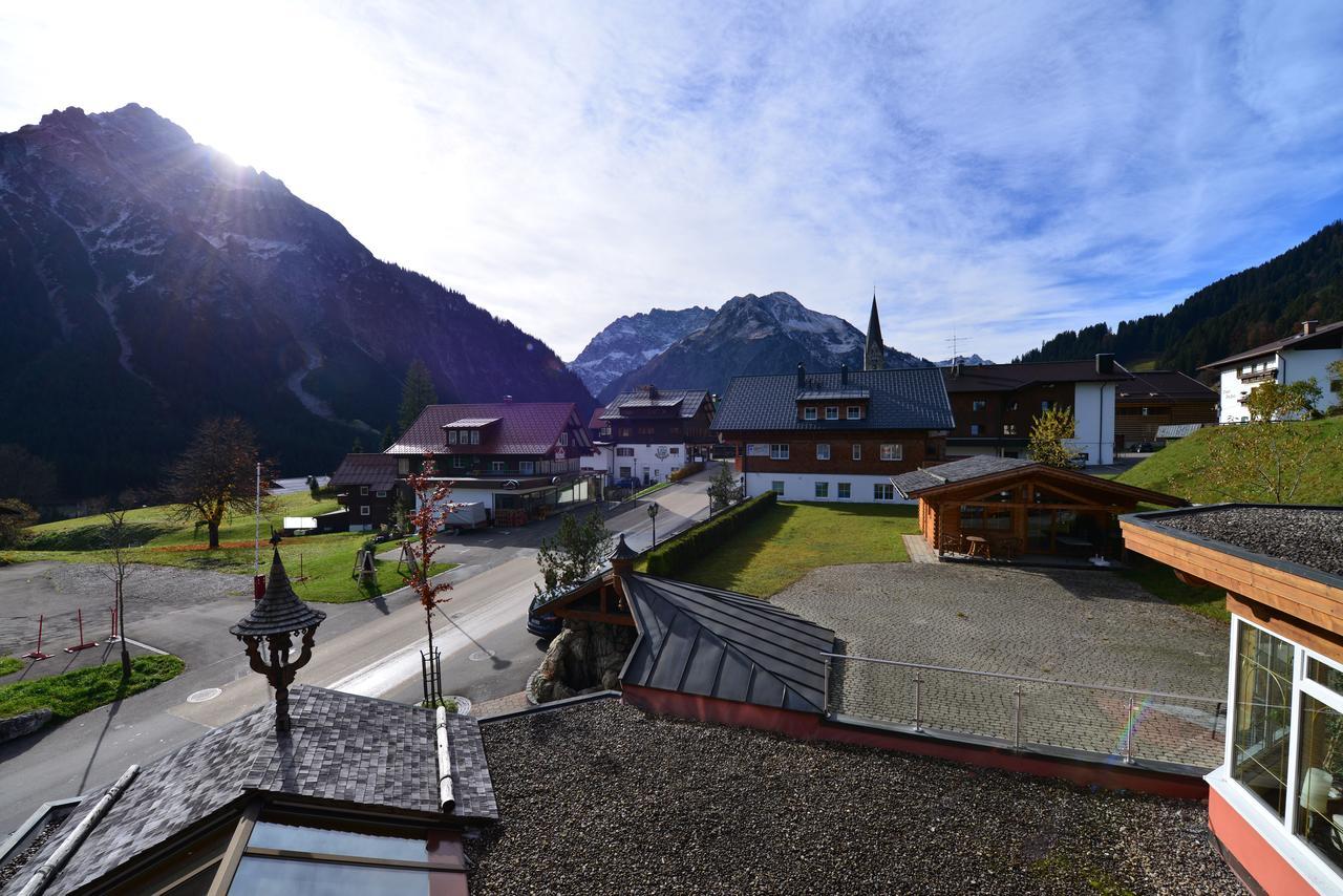 Hotel Alpenstueble Appartements Mittelberg Eksteriør bilde